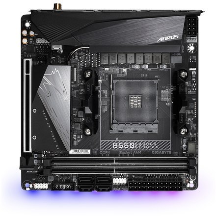 Gigabyte | B550I AORUS PRO AX 1.0 | Rodzina procesorów AMD | Gniazdo procesora AM4 | DDR4 DIMM | Gniazda pamięci 2 | Chipset AMD