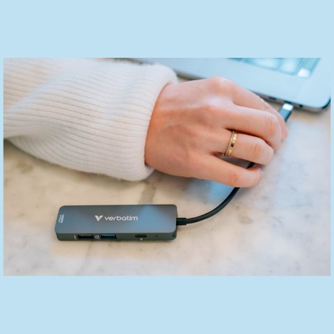 Adapter Hub Verbatim USB-C/HDMI/USB-A 3.2/USB-A 2.0 aluminiowy 32155