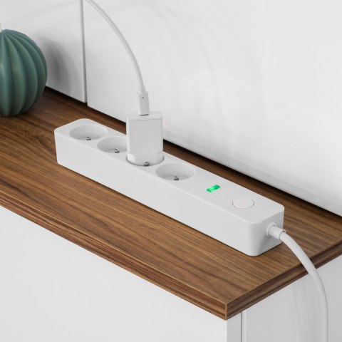 Przedłużacz sieciowy Rebel 4 gniazda z wyłącznikiem - 3m.