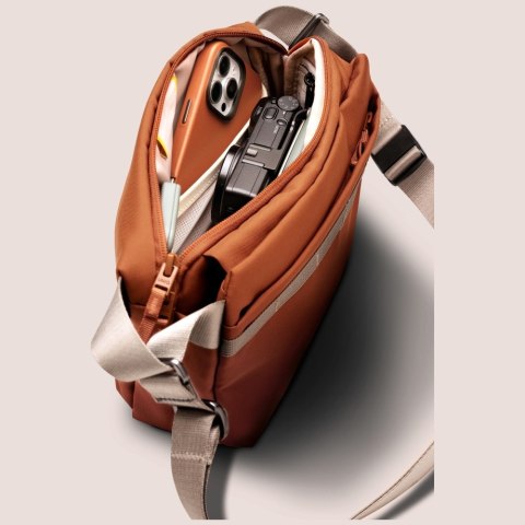 Torba Crossbody UNIQ Denver 5L khaki