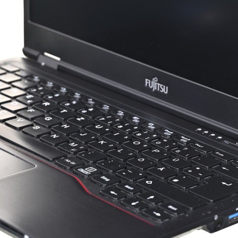 FUJITSU LifeBook U7311 i5-1135G7 16GB 256GB SSD 13,3" FHD W11p + zasilacz UŻYWANY