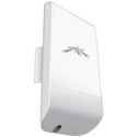 Ubiquiti NanoStation Loco M5 5GHz AirMax, 802.11a/n, 13 dBi Antenna, 23 dBm