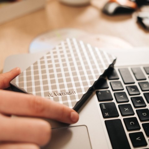 Dysk zewnętrzny Verbatim Store n Go USB 3.0 HDD 2TB srebrny 53198