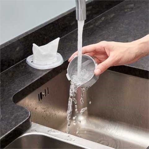 Odkurzacz ręczny akumulatorowy BLACK+DECKER NVC220WC 7,2V