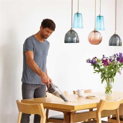 Odkurzacz ręczny akumulatorowy BLACK+DECKER NVC220WC 7,2V