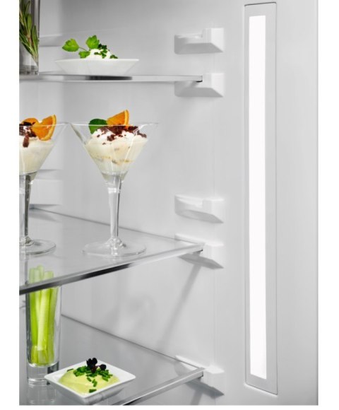 Chłodziarko-zamrażarka ELECTROLUX LNT7ME36G2 (WYPRZEDAŻ)