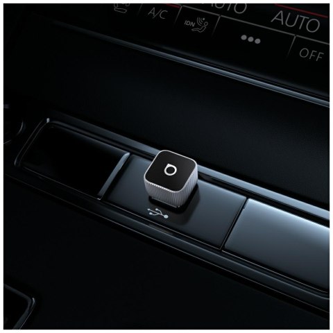 Adapter samochodowy Ottocast CA88-T2 Mini Cube CarPlay Bluetooth srebrny