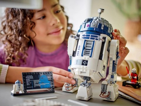 LEGO Star Wars 75379 - R2-D2