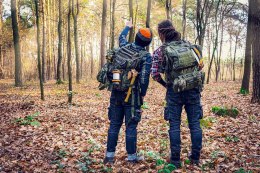 Plecak survivalowy NEO TOOLS 84-326 40L Zielony
