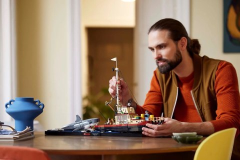 LEGO IDEAS 21350 Szczęki