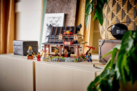 LEGO Ninjago 71858 - Kuźnia Cztery Bronie - 15-lecie