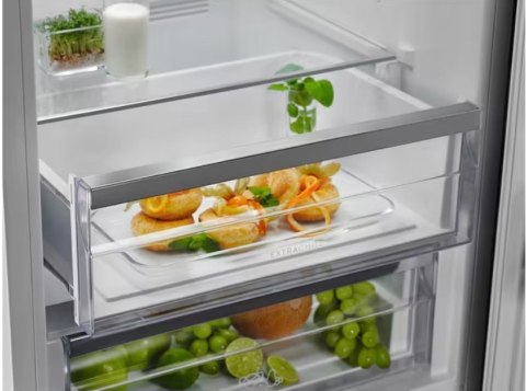 Lodówka ELECTROLUX LNT7ME36K2 No Frost 201 cm | FreshPlus | TwinTech | CustomFlex | czarny