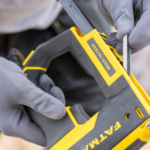 FMHT6-75934 STAPLE/NAIL GUN